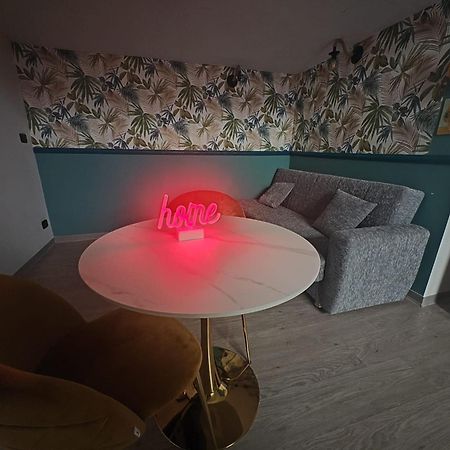 شقة Lux Loft In Centro باري المظهر الخارجي الصورة